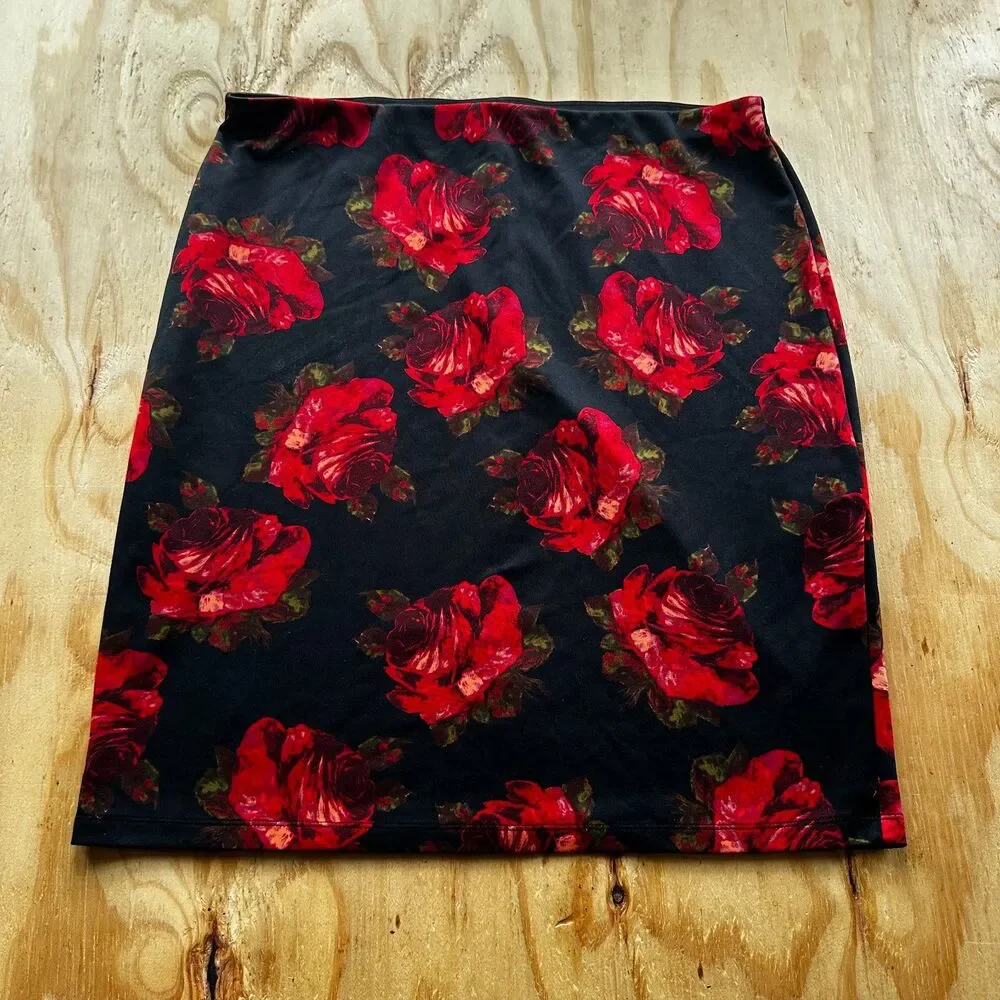 Betsey Johnson Floral Ruffle Knee-Length Skirt - 1X